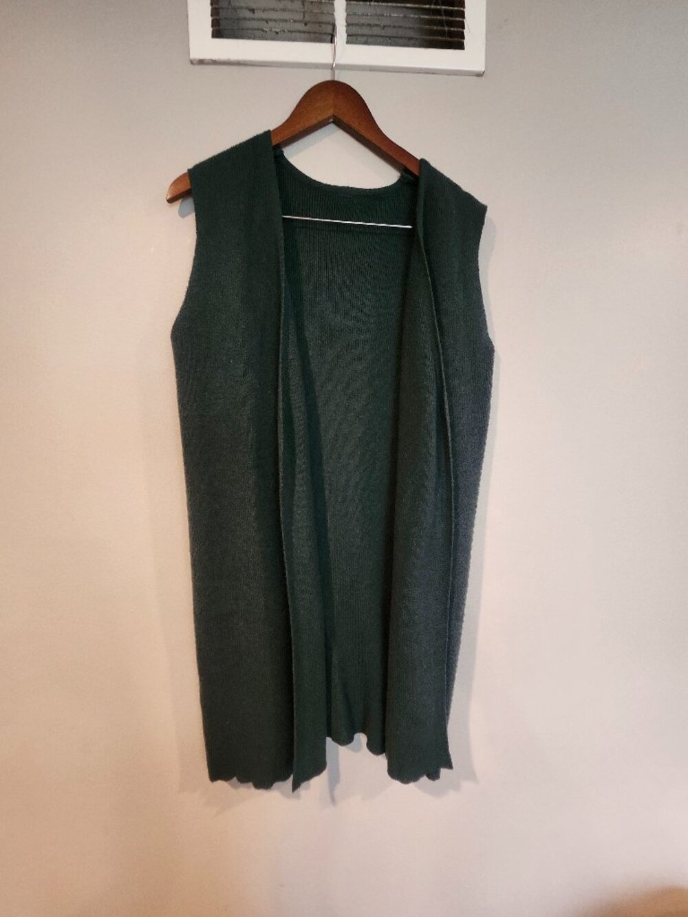 Deep Green Sleeveless Cardigan